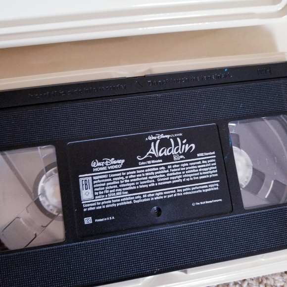 ♥️VINTAGE♥️ DISNEY VHS TAPE BUNDLE - Picture 15 of 16